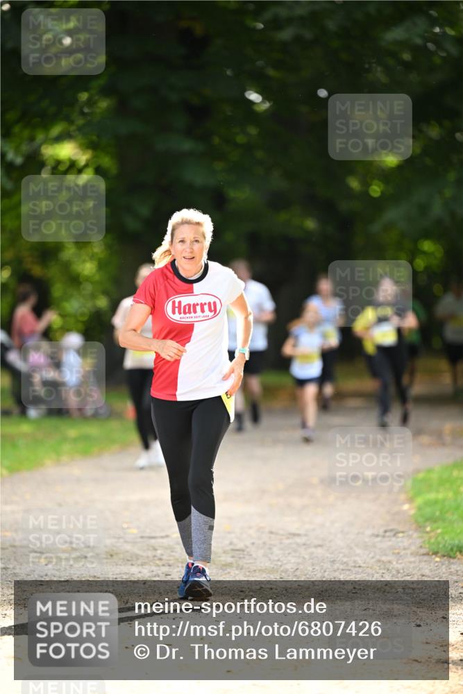 25.08.2024 - 20. Blankeneser Heldenlauf Dr. Thomas Lammeyer http://msf.ph/oto/6807426 25.08.2024 10:17:43 Laufen 1688 meine-sportfotos.de