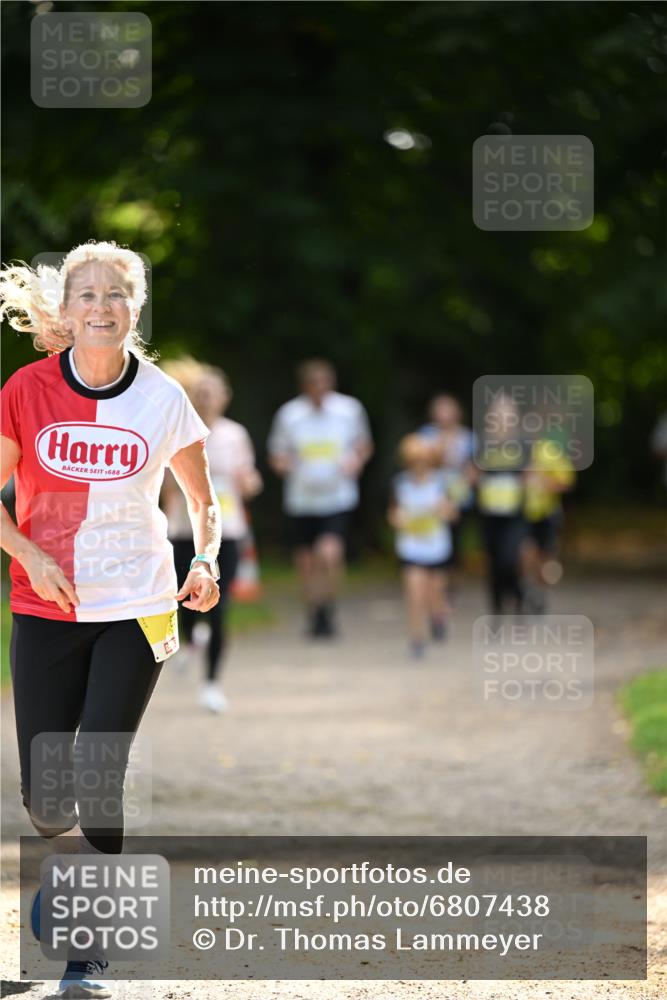 25.08.2024 - 20. Blankeneser Heldenlauf Dr. Thomas Lammeyer http://msf.ph/oto/6807438 25.08.2024 10:17:45 Laufen 1688 meine-sportfotos.de