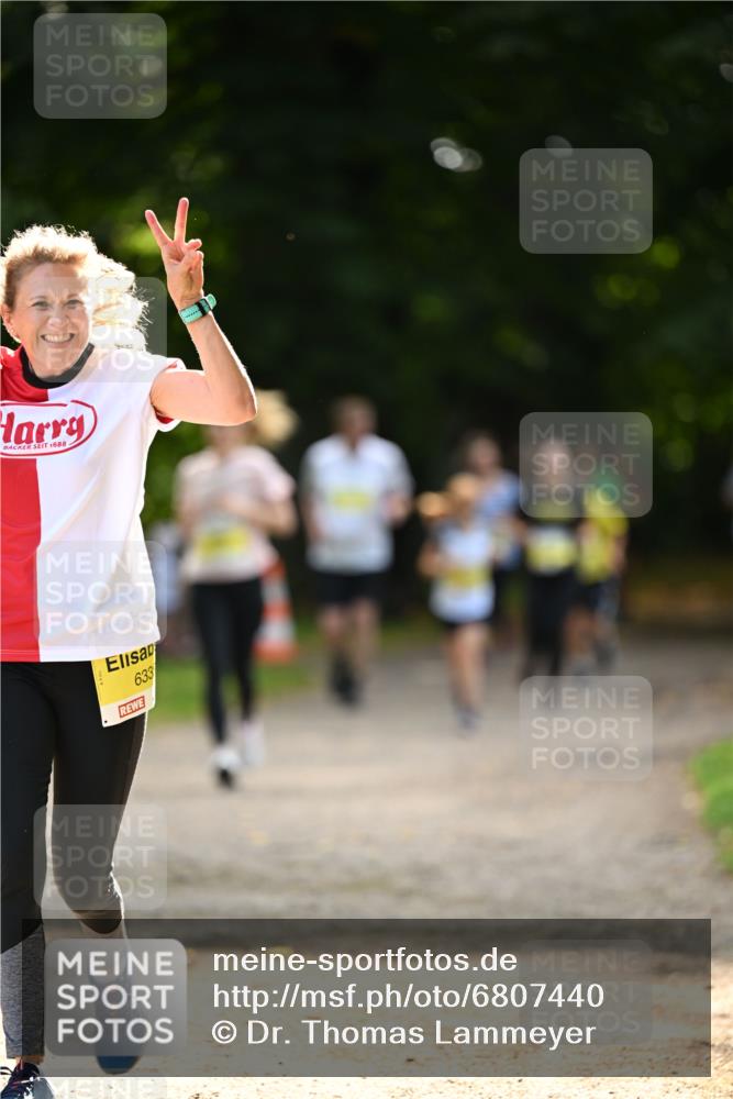 25.08.2024 - 20. Blankeneser Heldenlauf Dr. Thomas Lammeyer http://msf.ph/oto/6807440 25.08.2024 10:17:45 Laufen 1688, 633 meine-sportfotos.de