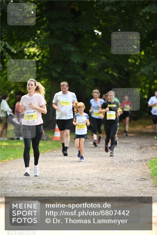 25.08.2024 - 20. Blankeneser Heldenlauf Dr. Thomas Lammeyer http://msf.ph/oto/6807442 25.08.2024 10:17:47 Laufen 6107 meine-sportfotos.de