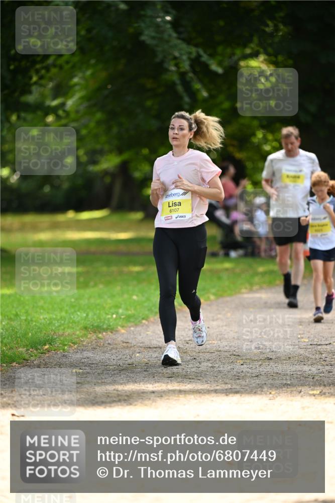 25.08.2024 - 20. Blankeneser Heldenlauf Dr. Thomas Lammeyer http://msf.ph/oto/6807449 25.08.2024 10:17:48 Laufen 6107 meine-sportfotos.de