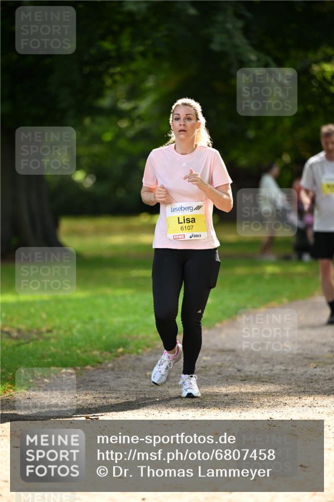 25.08.2024 - 20. Blankeneser Heldenlauf Dr. Thomas Lammeyer http://msf.ph/oto/6807458 25.08.2024 10:17:49 Laufen 6107 meine-sportfotos.de