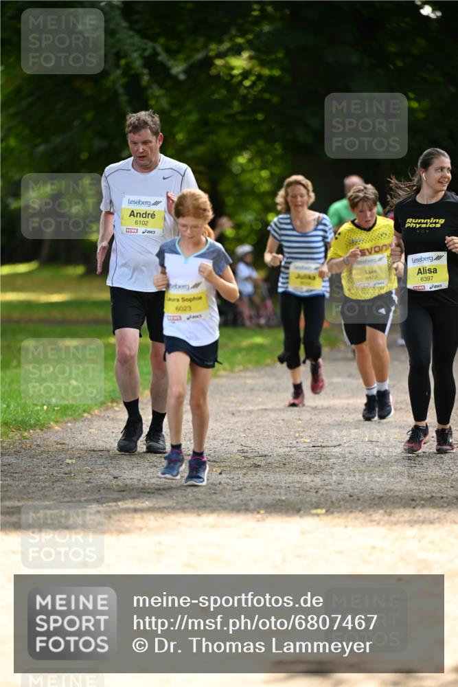 25.08.2024 - 20. Blankeneser Heldenlauf Dr. Thomas Lammeyer http://msf.ph/oto/6807467 25.08.2024 10:17:51 Laufen 6102, 6023, 6470, 0, 6397 meine-sportfotos.de