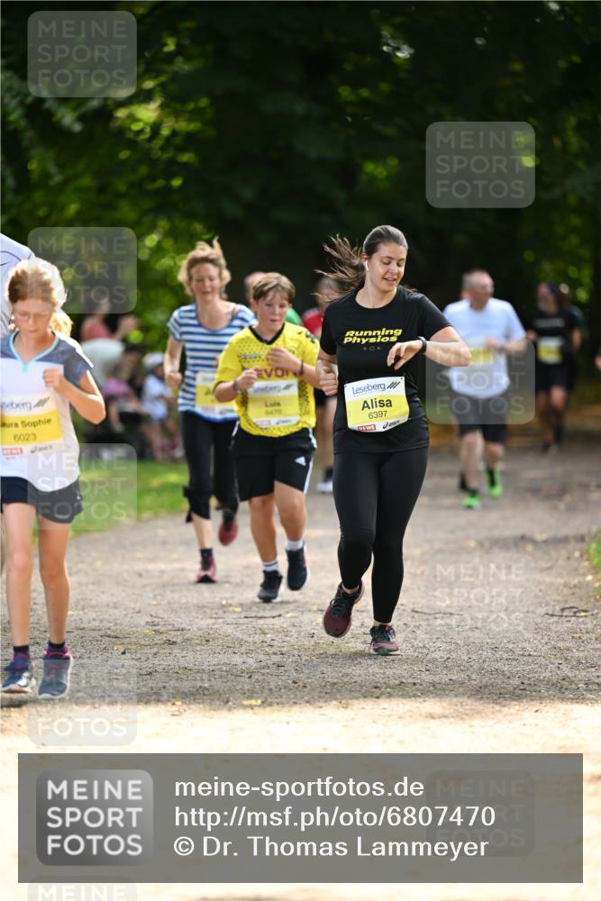 25.08.2024 - 20. Blankeneser Heldenlauf Dr. Thomas Lammeyer http://msf.ph/oto/6807470 25.08.2024 10:17:52 Laufen 6023, 6470, 6397 meine-sportfotos.de