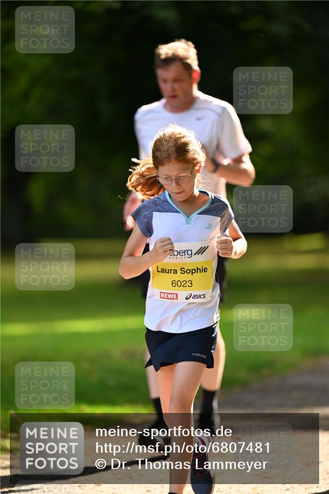 25.08.2024 - 20. Blankeneser Heldenlauf Dr. Thomas Lammeyer http://msf.ph/oto/6807481 25.08.2024 10:17:54 Laufen 6023 meine-sportfotos.de