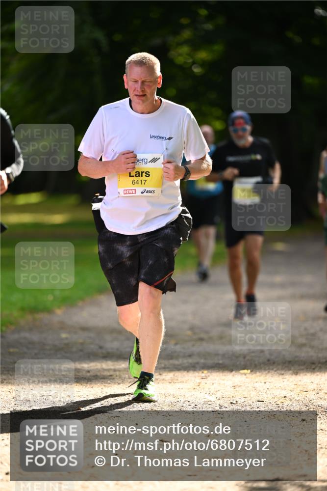 25.08.2024 - 20. Blankeneser Heldenlauf Dr. Thomas Lammeyer http://msf.ph/oto/6807512 25.08.2024 10:18:01 Laufen 6417 meine-sportfotos.de
