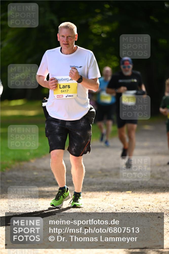 25.08.2024 - 20. Blankeneser Heldenlauf Dr. Thomas Lammeyer http://msf.ph/oto/6807513 25.08.2024 10:18:02 Laufen 6417 meine-sportfotos.de