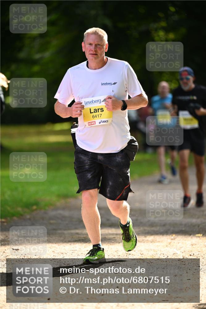 25.08.2024 - 20. Blankeneser Heldenlauf Dr. Thomas Lammeyer http://msf.ph/oto/6807515 25.08.2024 10:18:02 Laufen 6417 meine-sportfotos.de