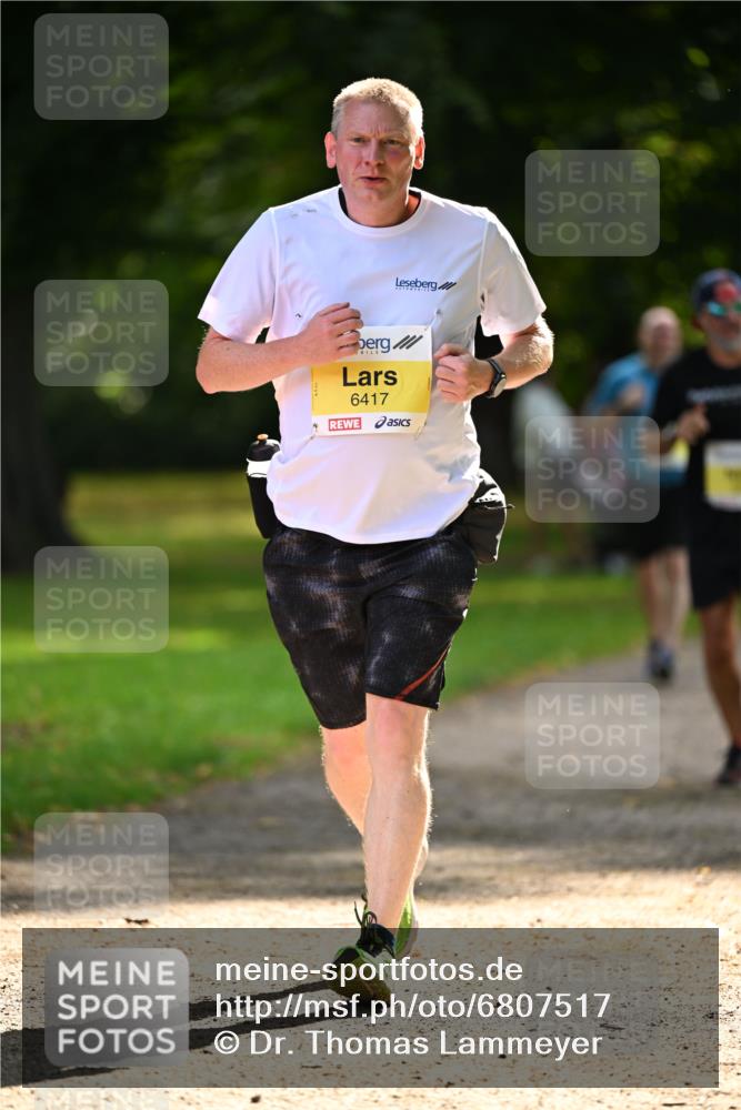 25.08.2024 - 20. Blankeneser Heldenlauf Dr. Thomas Lammeyer http://msf.ph/oto/6807517 25.08.2024 10:18:02 Laufen 6417 meine-sportfotos.de