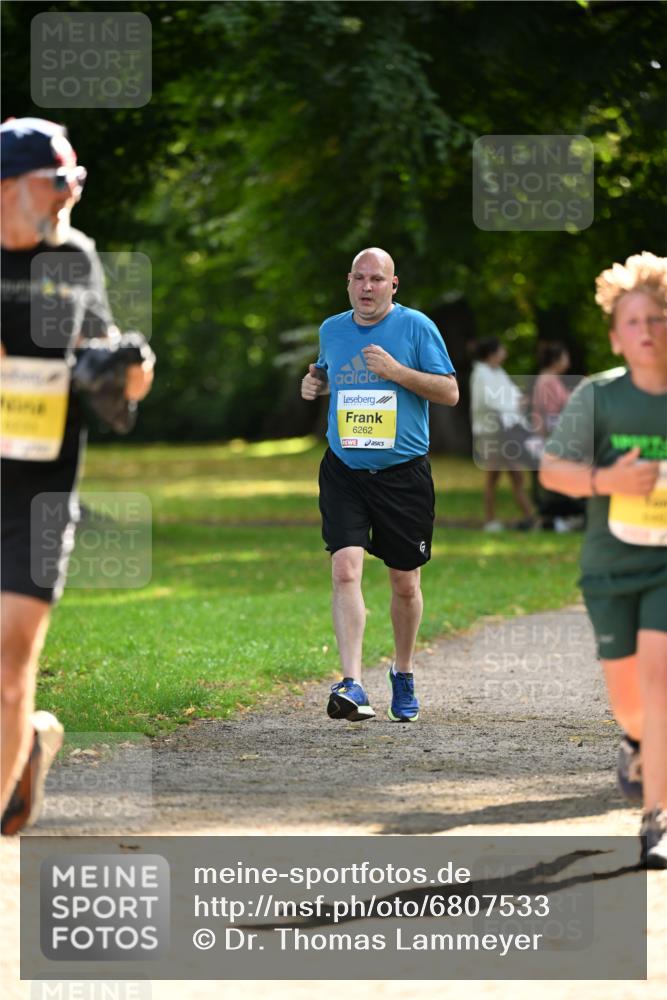 25.08.2024 - 20. Blankeneser Heldenlauf Dr. Thomas Lammeyer http://msf.ph/oto/6807533 25.08.2024 10:18:05 Laufen 6262 meine-sportfotos.de
