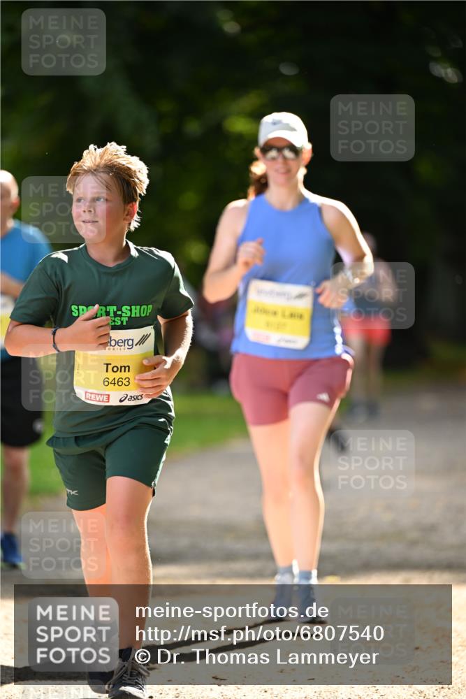 25.08.2024 - 20. Blankeneser Heldenlauf Dr. Thomas Lammeyer http://msf.ph/oto/6807540 25.08.2024 10:18:07 Laufen 6463 meine-sportfotos.de