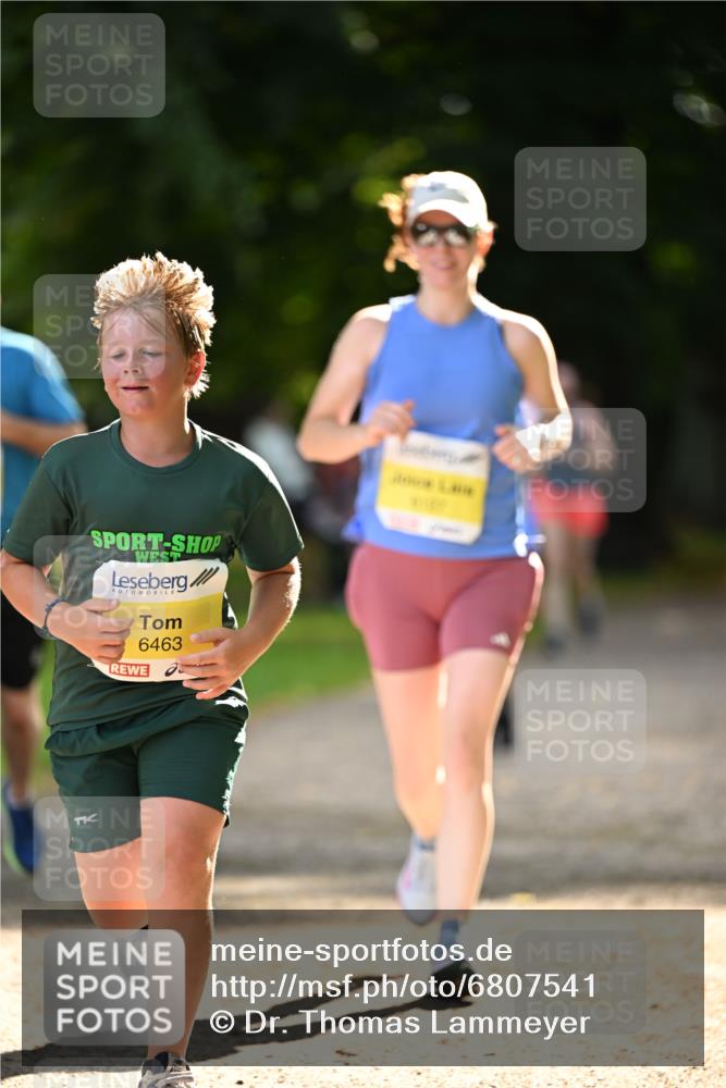 25.08.2024 - 20. Blankeneser Heldenlauf Dr. Thomas Lammeyer http://msf.ph/oto/6807541 25.08.2024 10:18:07 Laufen 6463 meine-sportfotos.de