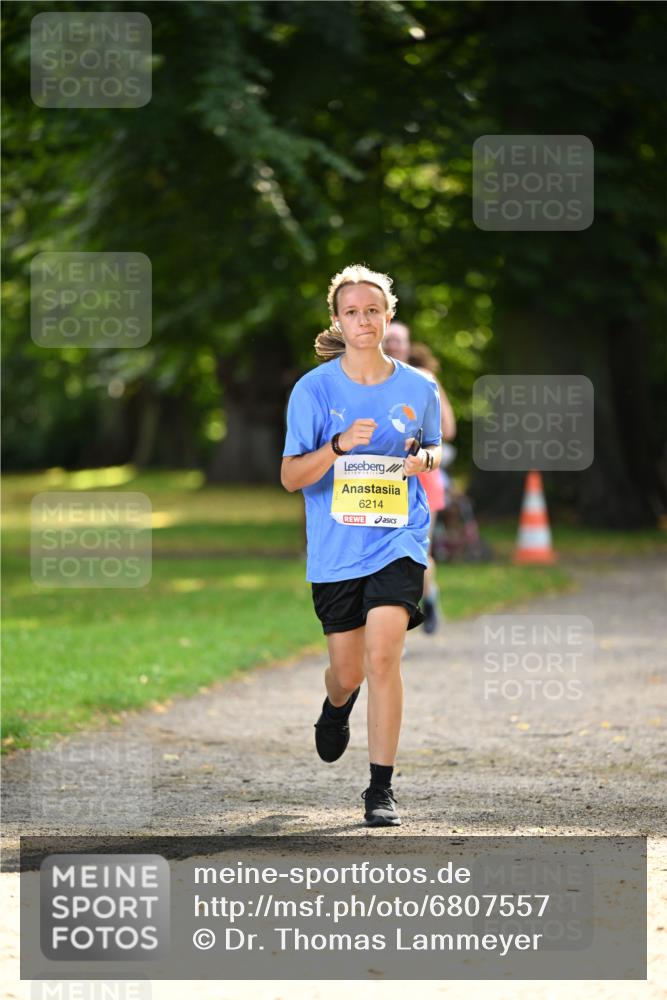 25.08.2024 - 20. Blankeneser Heldenlauf Dr. Thomas Lammeyer http://msf.ph/oto/6807557 25.08.2024 10:18:10 Laufen 6214 meine-sportfotos.de