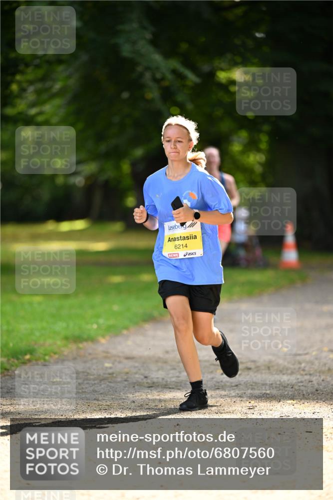 25.08.2024 - 20. Blankeneser Heldenlauf Dr. Thomas Lammeyer http://msf.ph/oto/6807560 25.08.2024 10:18:10 Laufen 6214 meine-sportfotos.de