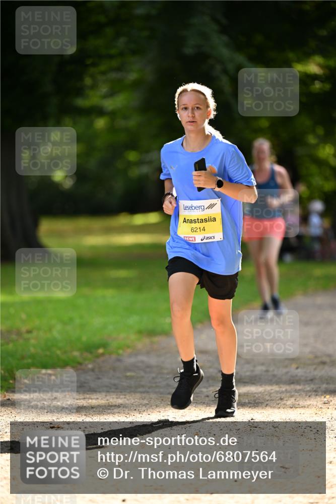 25.08.2024 - 20. Blankeneser Heldenlauf Dr. Thomas Lammeyer http://msf.ph/oto/6807564 25.08.2024 10:18:11 Laufen 6214 meine-sportfotos.de