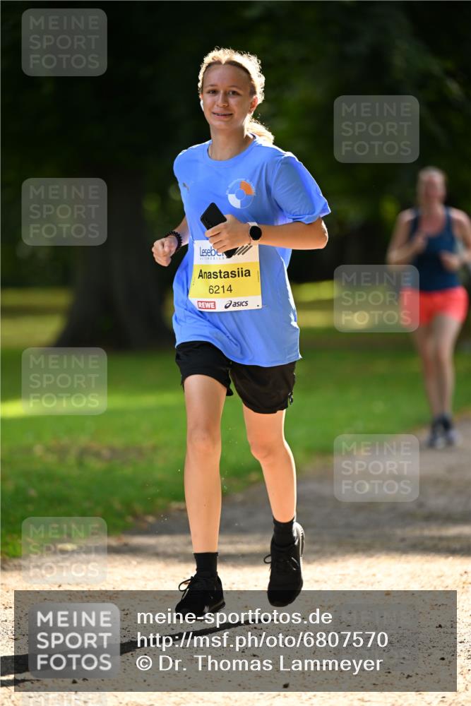 25.08.2024 - 20. Blankeneser Heldenlauf Dr. Thomas Lammeyer http://msf.ph/oto/6807570 25.08.2024 10:18:12 Laufen 6214 meine-sportfotos.de