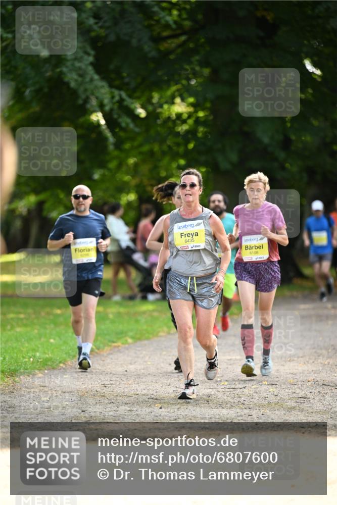 25.08.2024 - 20. Blankeneser Heldenlauf Dr. Thomas Lammeyer http://msf.ph/oto/6807600 25.08.2024 10:18:20 Laufen 6299, 6435, 6108 meine-sportfotos.de