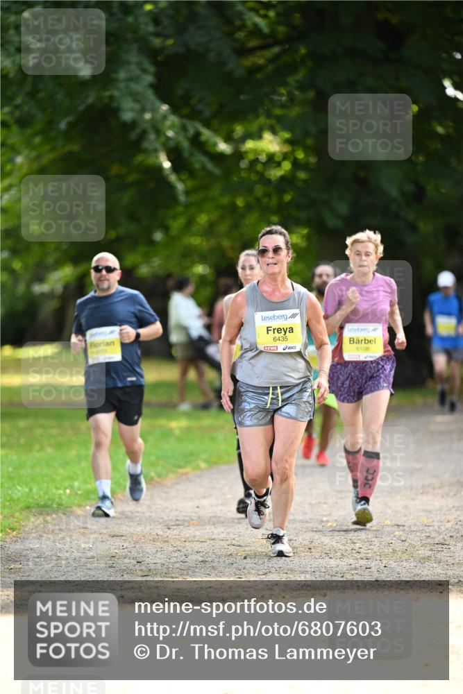 25.08.2024 - 20. Blankeneser Heldenlauf Dr. Thomas Lammeyer http://msf.ph/oto/6807603 25.08.2024 10:18:20 Laufen 6435, 6108 meine-sportfotos.de