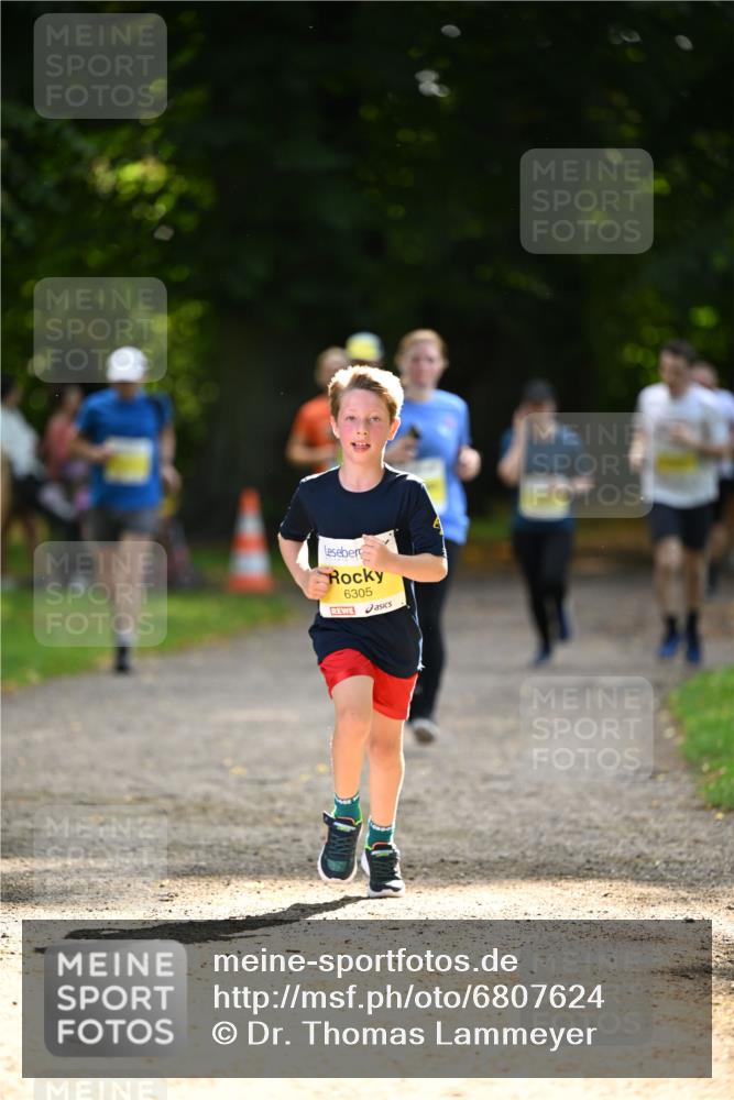 25.08.2024 - 20. Blankeneser Heldenlauf Dr. Thomas Lammeyer http://msf.ph/oto/6807624 25.08.2024 10:18:25 Laufen 6305 meine-sportfotos.de