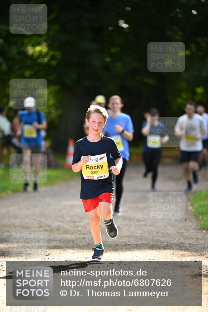 25.08.2024 - 20. Blankeneser Heldenlauf Dr. Thomas Lammeyer http://msf.ph/oto/6807626 25.08.2024 10:18:25 Laufen 6305 meine-sportfotos.de