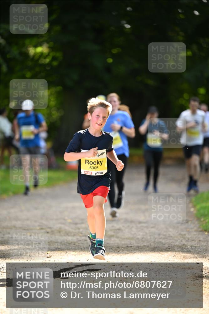 25.08.2024 - 20. Blankeneser Heldenlauf Dr. Thomas Lammeyer http://msf.ph/oto/6807627 25.08.2024 10:18:26 Laufen 19, 6305 meine-sportfotos.de