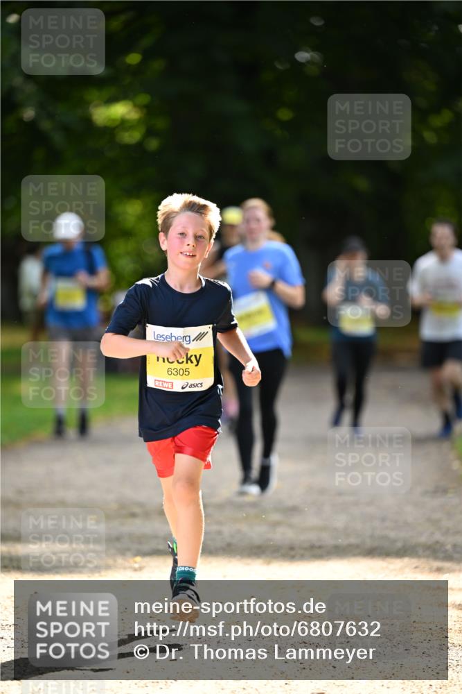 25.08.2024 - 20. Blankeneser Heldenlauf Dr. Thomas Lammeyer http://msf.ph/oto/6807632 25.08.2024 10:18:26 Laufen 6305 meine-sportfotos.de