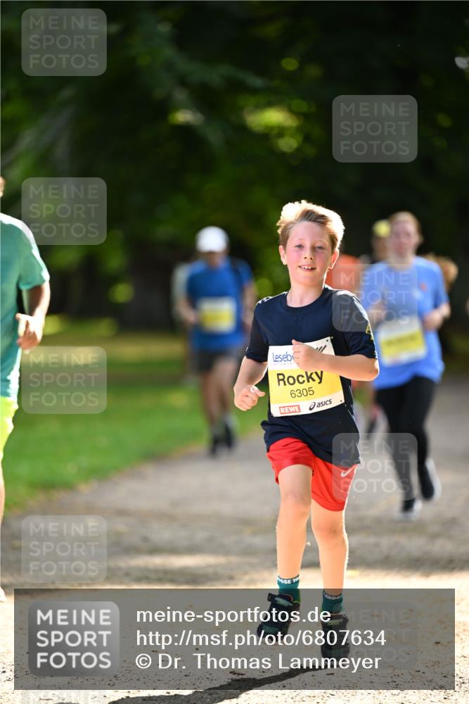 25.08.2024 - 20. Blankeneser Heldenlauf Dr. Thomas Lammeyer http://msf.ph/oto/6807634 25.08.2024 10:18:26 Laufen 6305 meine-sportfotos.de