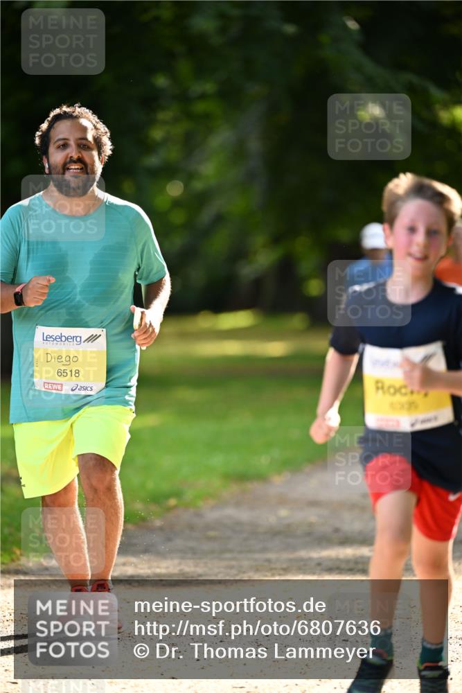 25.08.2024 - 20. Blankeneser Heldenlauf Dr. Thomas Lammeyer http://msf.ph/oto/6807636 25.08.2024 10:18:27 Laufen 6518 meine-sportfotos.de