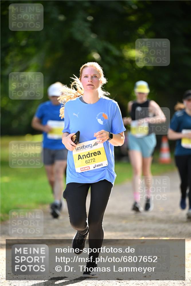 25.08.2024 - 20. Blankeneser Heldenlauf Dr. Thomas Lammeyer http://msf.ph/oto/6807652 25.08.2024 10:18:30 Laufen 6272 meine-sportfotos.de