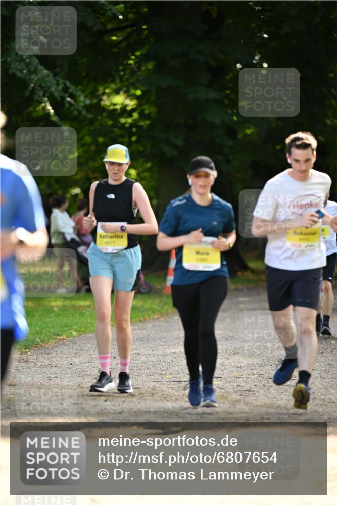 25.08.2024 - 20. Blankeneser Heldenlauf Dr. Thomas Lammeyer http://msf.ph/oto/6807654 25.08.2024 10:18:30 Laufen 6077 meine-sportfotos.de