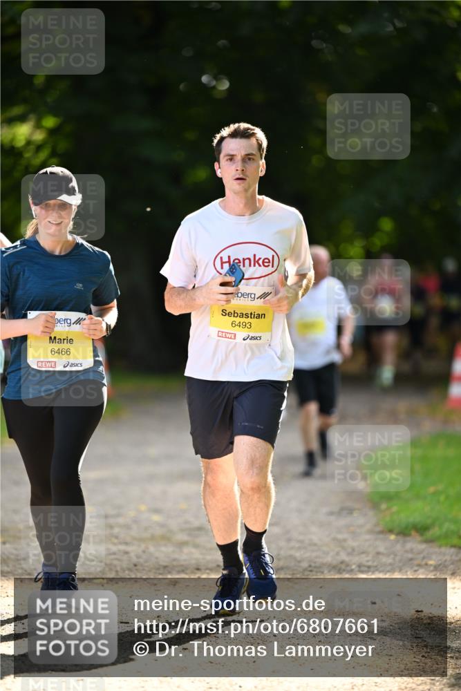 25.08.2024 - 20. Blankeneser Heldenlauf Dr. Thomas Lammeyer http://msf.ph/oto/6807661 25.08.2024 10:18:32 Laufen 6466, 6493 meine-sportfotos.de