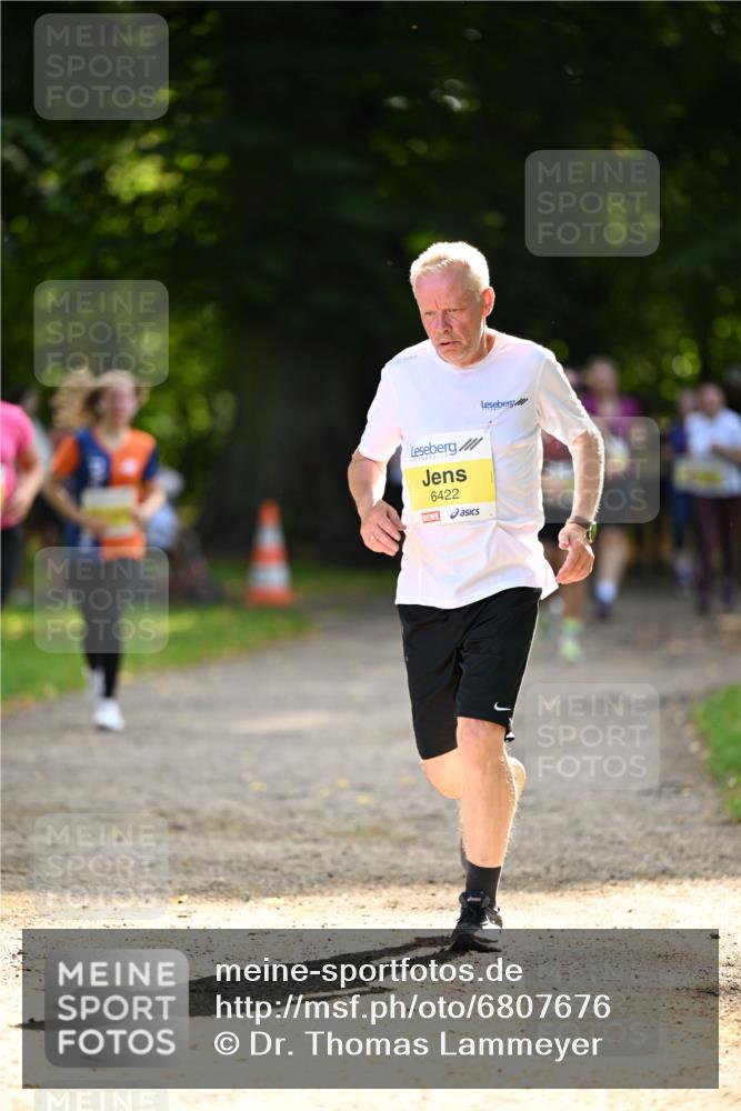 25.08.2024 - 20. Blankeneser Heldenlauf Dr. Thomas Lammeyer http://msf.ph/oto/6807676 25.08.2024 10:18:37 Laufen 6422 meine-sportfotos.de