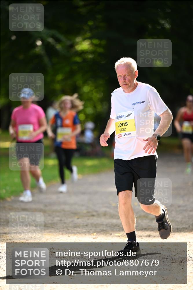 25.08.2024 - 20. Blankeneser Heldenlauf Dr. Thomas Lammeyer http://msf.ph/oto/6807679 25.08.2024 10:18:37 Laufen 6422 meine-sportfotos.de