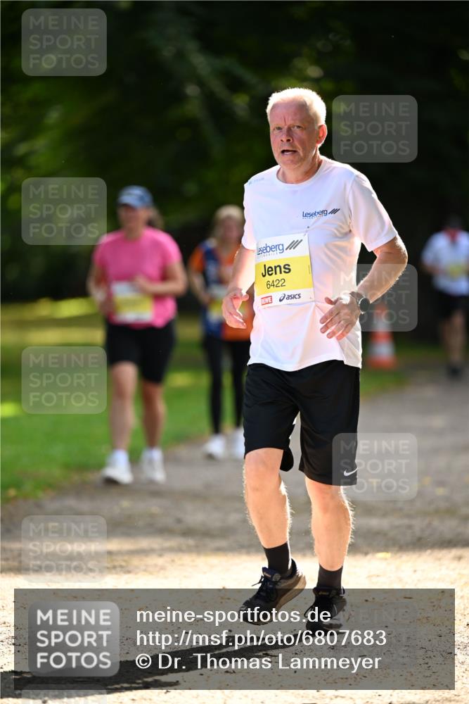 25.08.2024 - 20. Blankeneser Heldenlauf Dr. Thomas Lammeyer http://msf.ph/oto/6807683 25.08.2024 10:18:38 Laufen 6422 meine-sportfotos.de