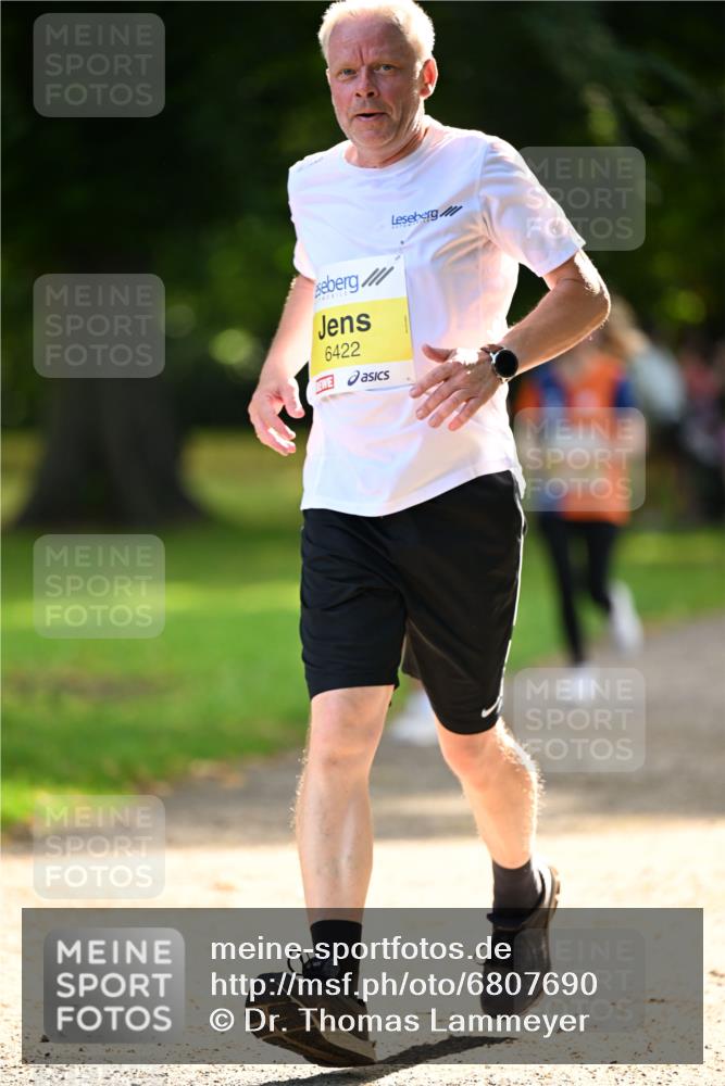 25.08.2024 - 20. Blankeneser Heldenlauf Dr. Thomas Lammeyer http://msf.ph/oto/6807690 25.08.2024 10:18:39 Laufen 6422 meine-sportfotos.de