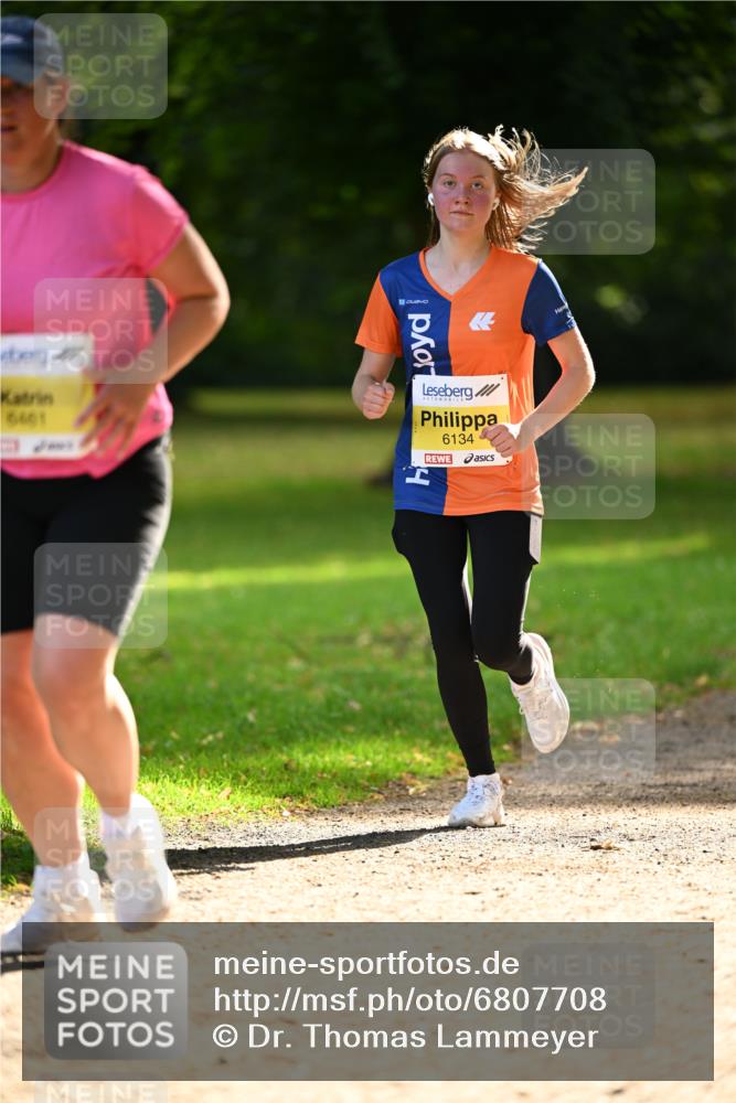 25.08.2024 - 20. Blankeneser Heldenlauf Dr. Thomas Lammeyer http://msf.ph/oto/6807708 25.08.2024 10:18:42 Laufen 6401, 6134 meine-sportfotos.de