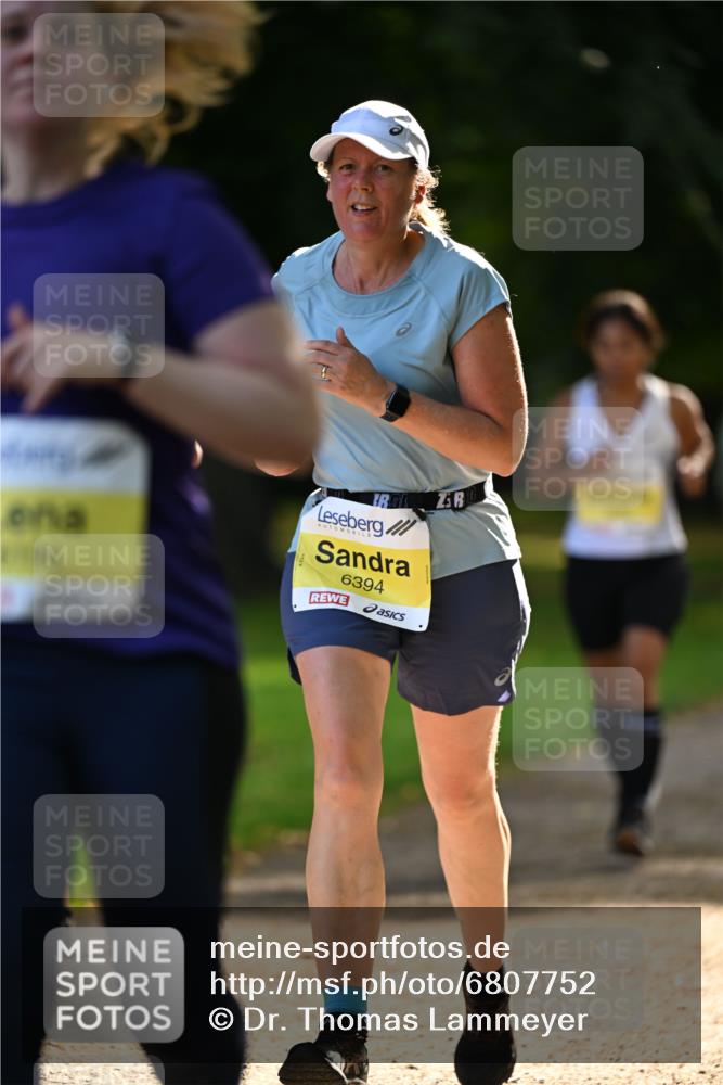 25.08.2024 - 20. Blankeneser Heldenlauf Dr. Thomas Lammeyer http://msf.ph/oto/6807752 25.08.2024 10:18:53 Laufen 6394 meine-sportfotos.de
