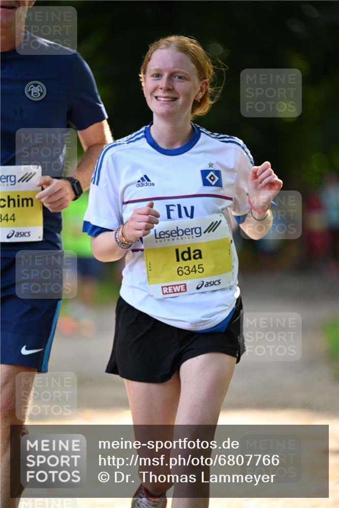 25.08.2024 - 20. Blankeneser Heldenlauf Dr. Thomas Lammeyer http://msf.ph/oto/6807766 25.08.2024 10:18:56 Laufen 344, 6345 meine-sportfotos.de