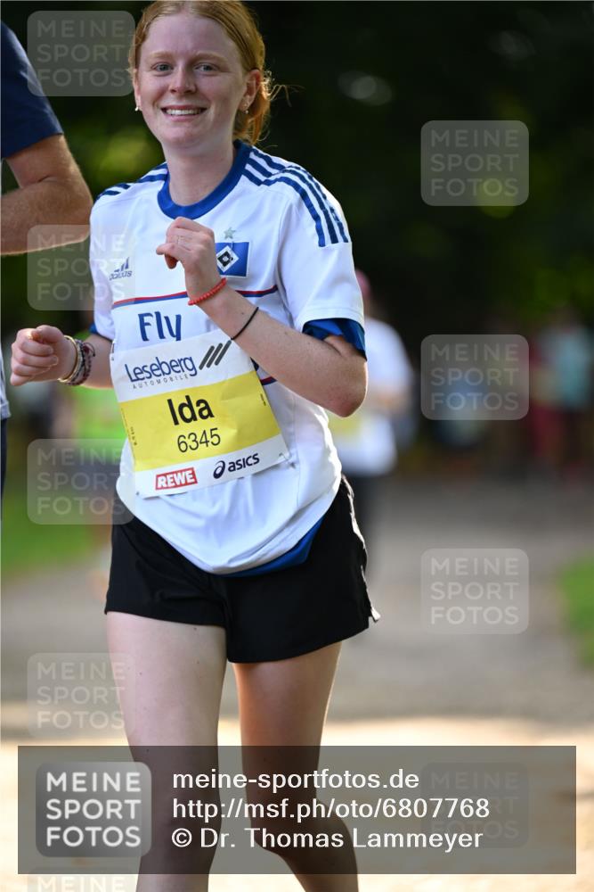 25.08.2024 - 20. Blankeneser Heldenlauf Dr. Thomas Lammeyer http://msf.ph/oto/6807768 25.08.2024 10:18:57 Laufen 6345 meine-sportfotos.de