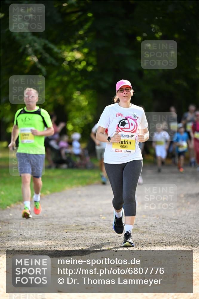 25.08.2024 - 20. Blankeneser Heldenlauf Dr. Thomas Lammeyer http://msf.ph/oto/6807776 25.08.2024 10:18:58 Laufen 6003 meine-sportfotos.de