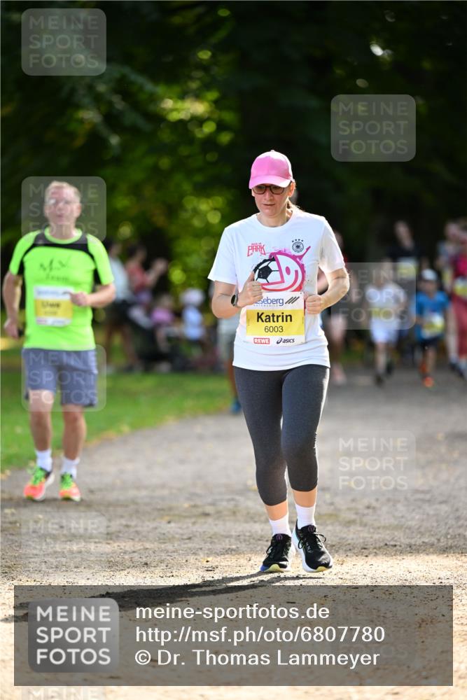 25.08.2024 - 20. Blankeneser Heldenlauf Dr. Thomas Lammeyer http://msf.ph/oto/6807780 25.08.2024 10:18:59 Laufen 6003 meine-sportfotos.de