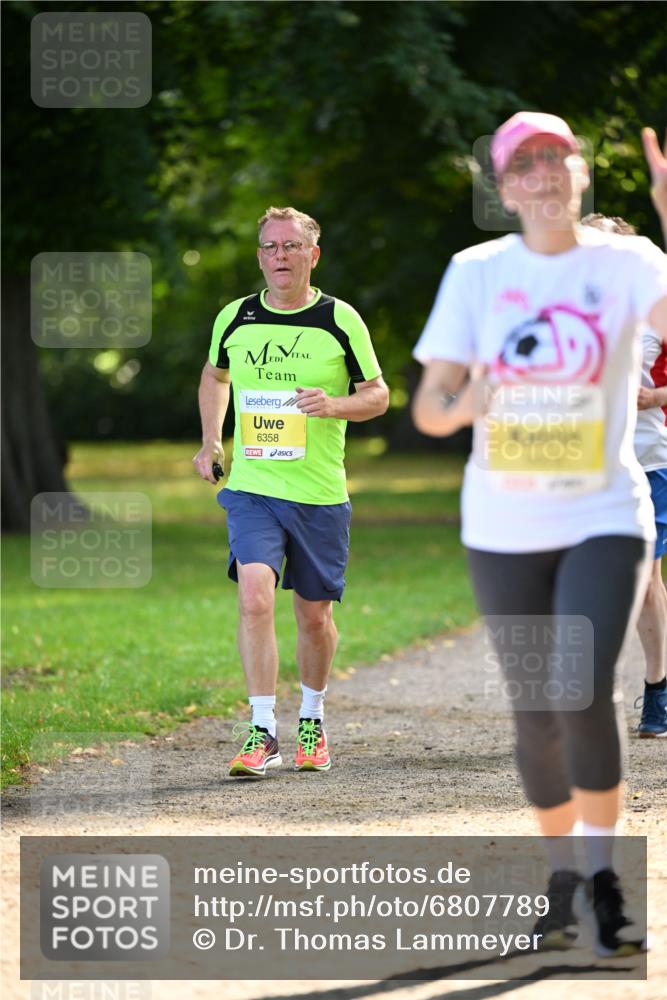 25.08.2024 - 20. Blankeneser Heldenlauf Dr. Thomas Lammeyer http://msf.ph/oto/6807789 25.08.2024 10:19:00 Laufen 6358 meine-sportfotos.de