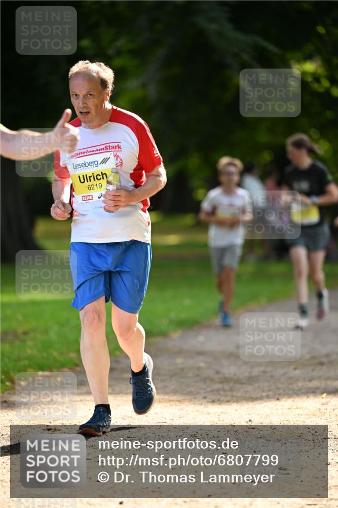 25.08.2024 - 20. Blankeneser Heldenlauf Dr. Thomas Lammeyer http://msf.ph/oto/6807799 25.08.2024 10:19:03 Laufen 6219 meine-sportfotos.de