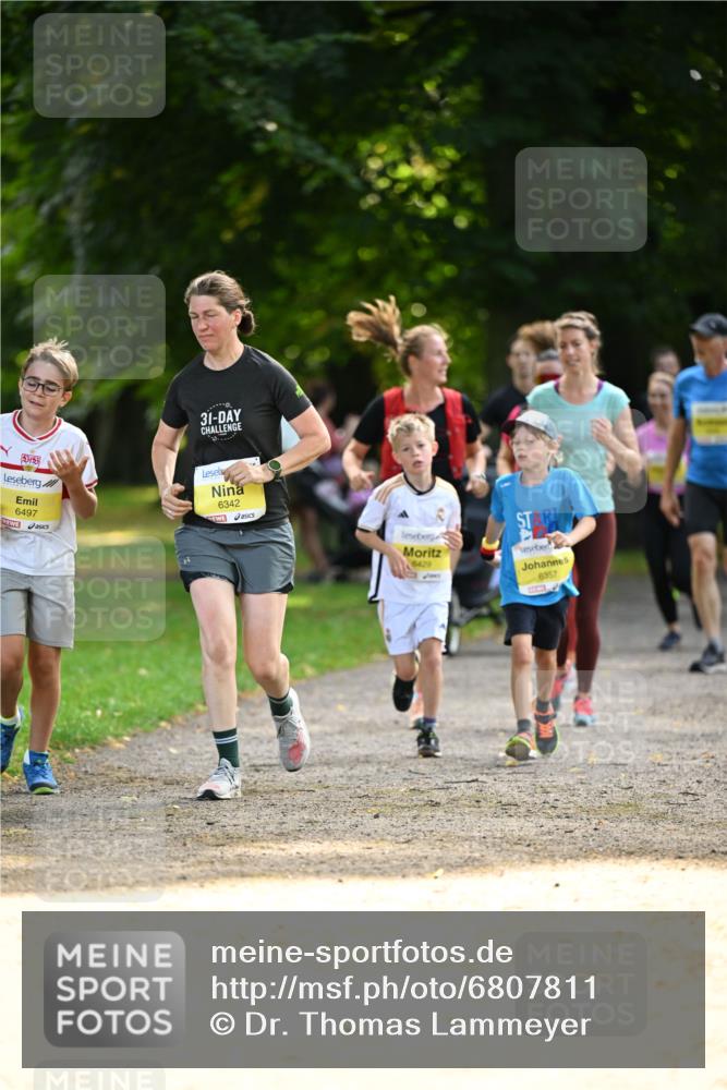25.08.2024 - 20. Blankeneser Heldenlauf Dr. Thomas Lammeyer http://msf.ph/oto/6807811 25.08.2024 10:19:05 Laufen 31, 6497, 6342, 6429, 6357 meine-sportfotos.de