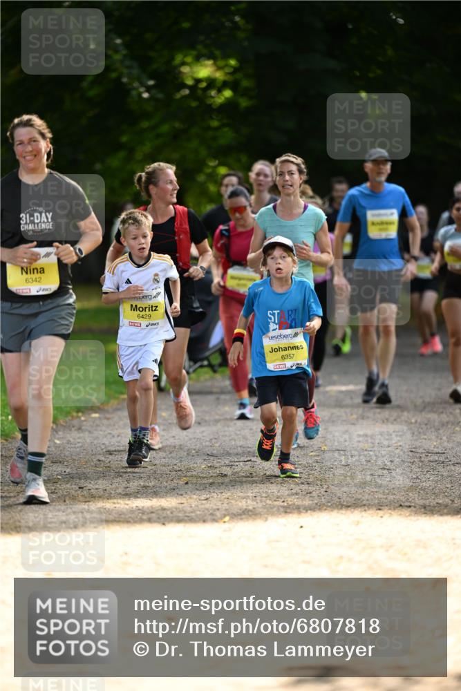 25.08.2024 - 20. Blankeneser Heldenlauf Dr. Thomas Lammeyer http://msf.ph/oto/6807818 25.08.2024 10:19:06 Laufen 31, 6342, 6429, 6357 meine-sportfotos.de
