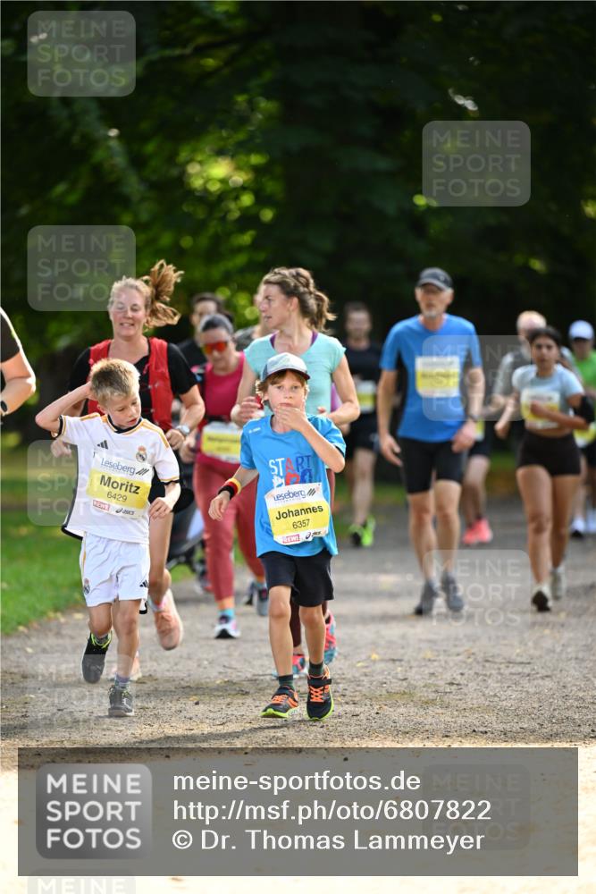 25.08.2024 - 20. Blankeneser Heldenlauf Dr. Thomas Lammeyer http://msf.ph/oto/6807822 25.08.2024 10:19:07 Laufen 6429, 6357 meine-sportfotos.de