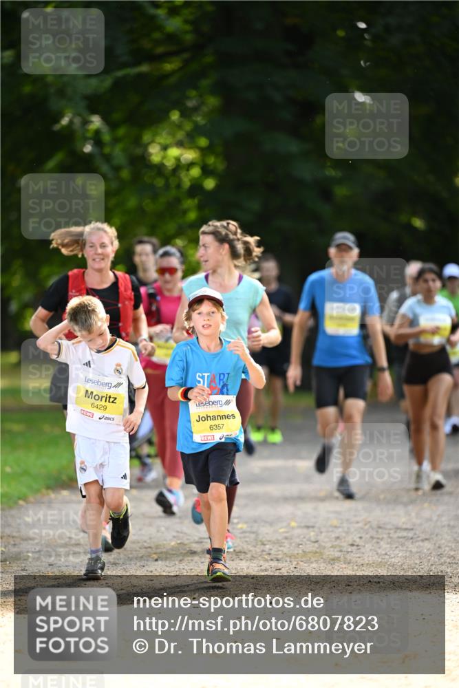 25.08.2024 - 20. Blankeneser Heldenlauf Dr. Thomas Lammeyer http://msf.ph/oto/6807823 25.08.2024 10:19:07 Laufen 6429, 6357 meine-sportfotos.de