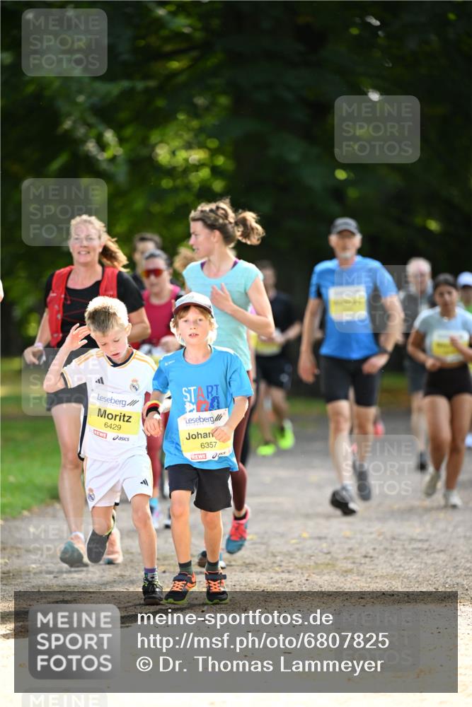 25.08.2024 - 20. Blankeneser Heldenlauf Dr. Thomas Lammeyer http://msf.ph/oto/6807825 25.08.2024 10:19:07 Laufen 6429, 6357 meine-sportfotos.de
