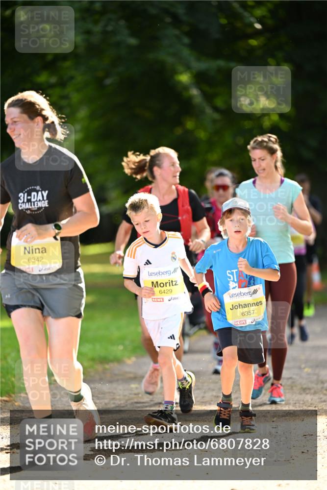 25.08.2024 - 20. Blankeneser Heldenlauf Dr. Thomas Lammeyer http://msf.ph/oto/6807828 25.08.2024 10:19:08 Laufen 31, 6342, 6429, 6357 meine-sportfotos.de