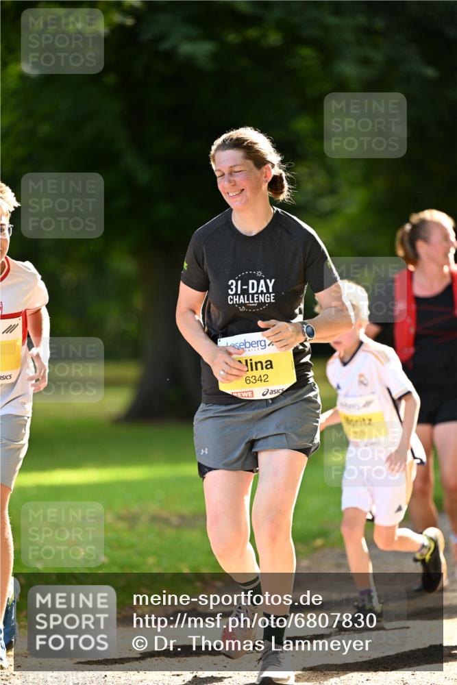 25.08.2024 - 20. Blankeneser Heldenlauf Dr. Thomas Lammeyer http://msf.ph/oto/6807830 25.08.2024 10:19:08 Laufen 31, 6342, 935 meine-sportfotos.de